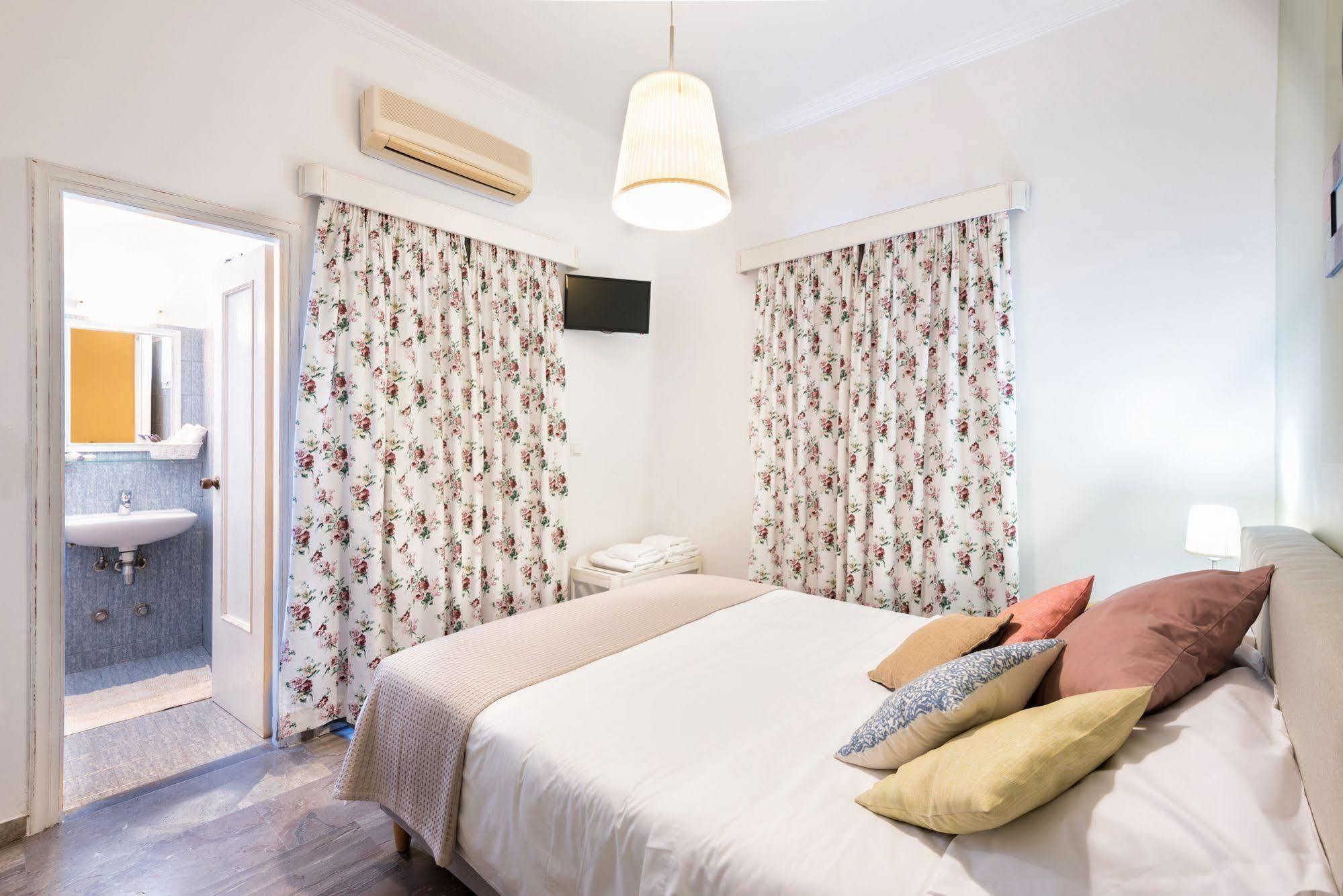 Hotel Oasis Páros Eksteriør billede