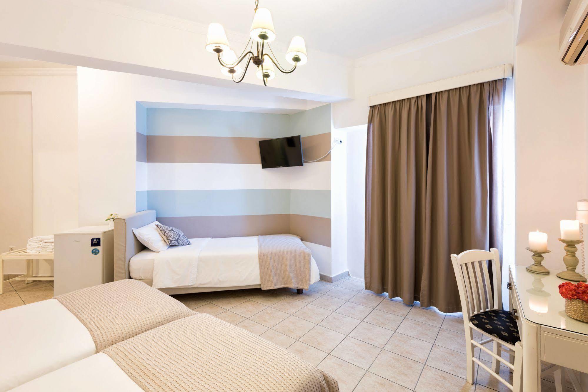 Hotel Oasis Páros Eksteriør billede