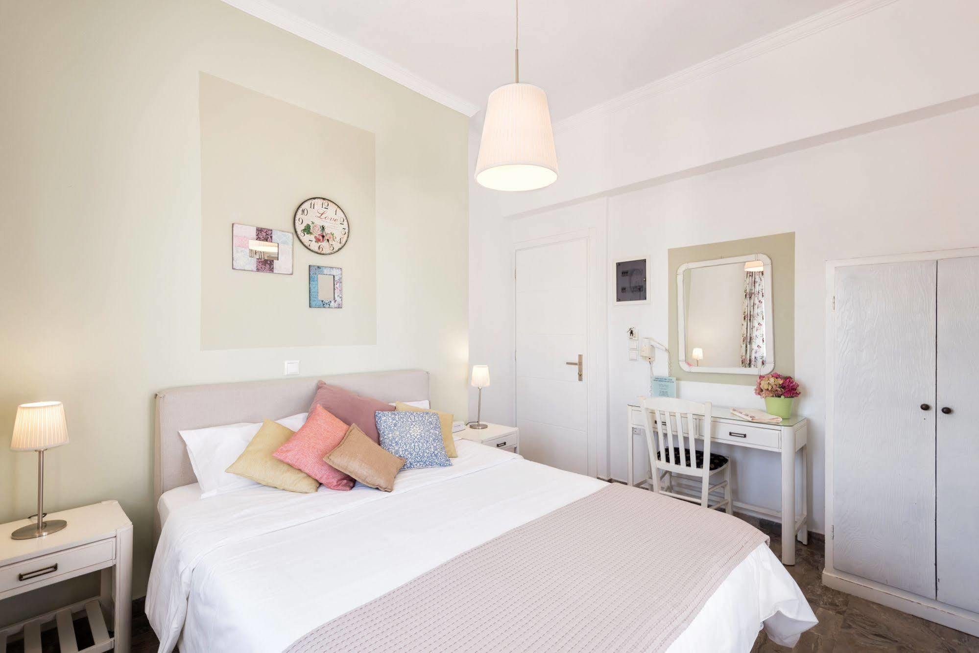 Hotel Oasis Páros Eksteriør billede